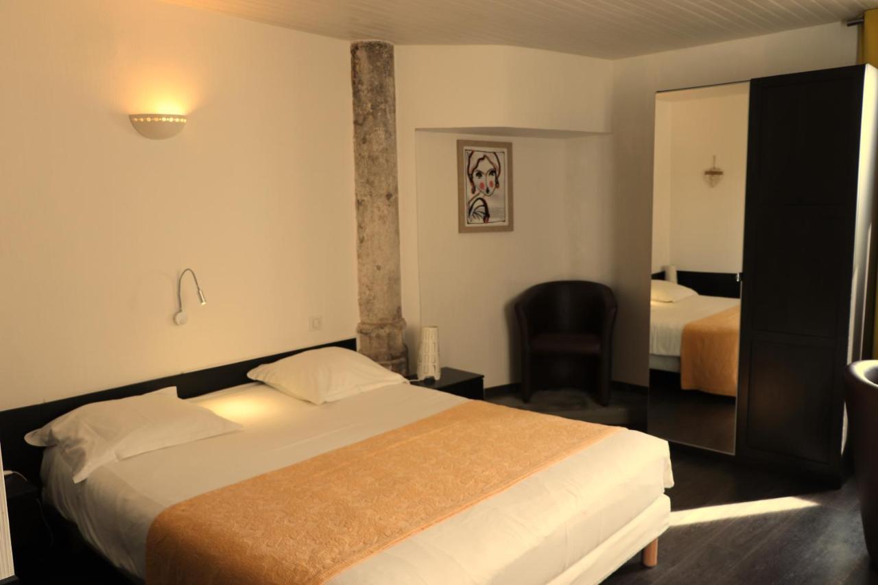 Hotel Restaurant Le Saint Augustin エクステリア 写真