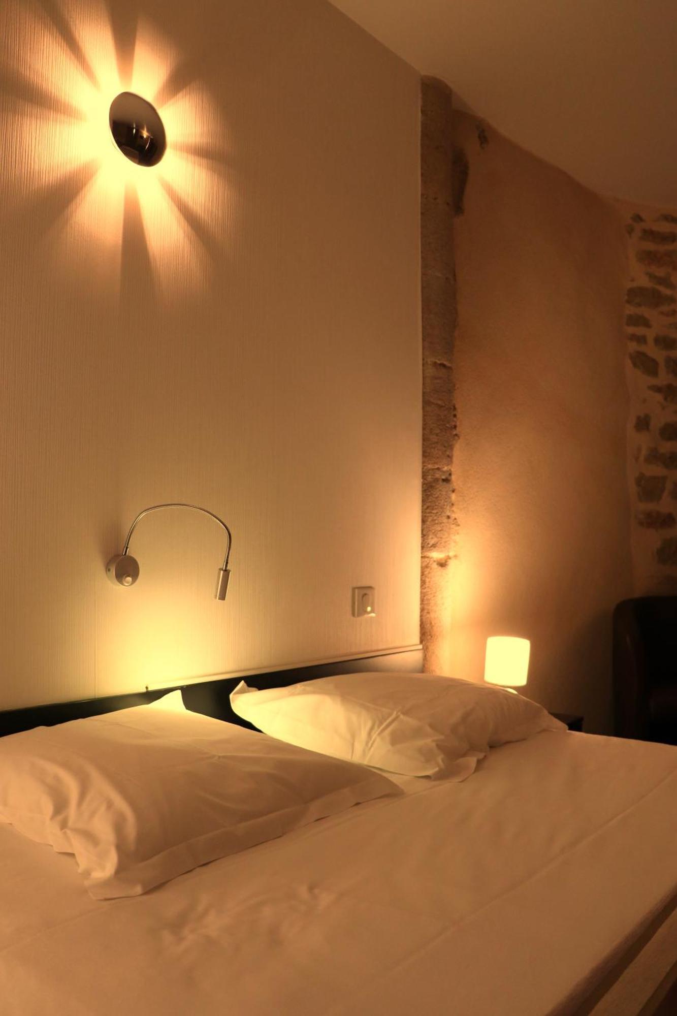 Hotel Restaurant Le Saint Augustin エクステリア 写真